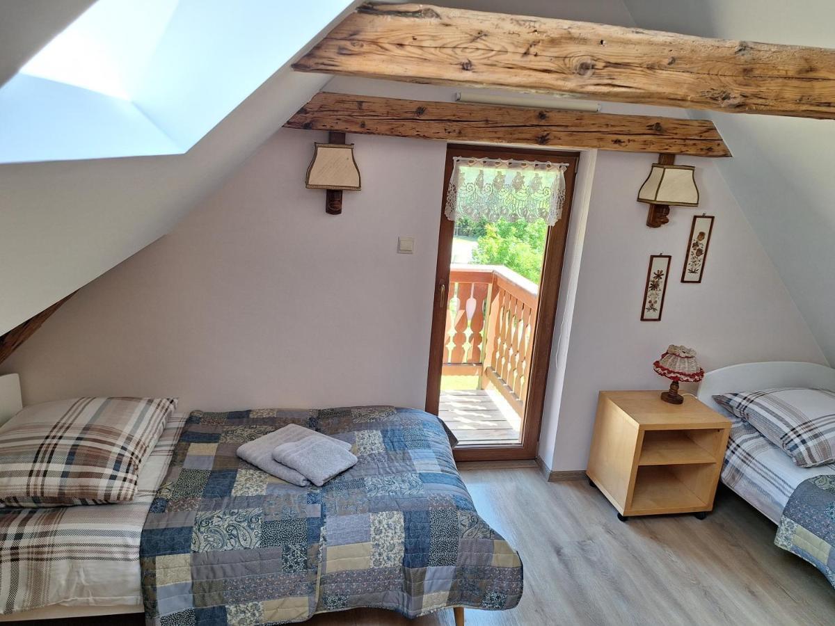 Dom Caloroczny Jozefinka W Karkonoszach Villa Kowary Exteriör bild