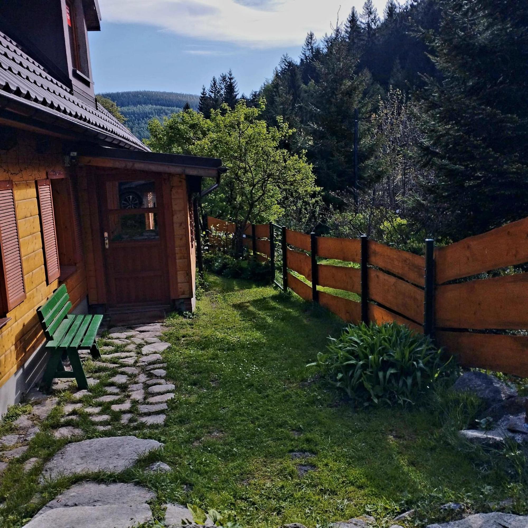 Dom Caloroczny Jozefinka W Karkonoszach Villa Kowary Exteriör bild